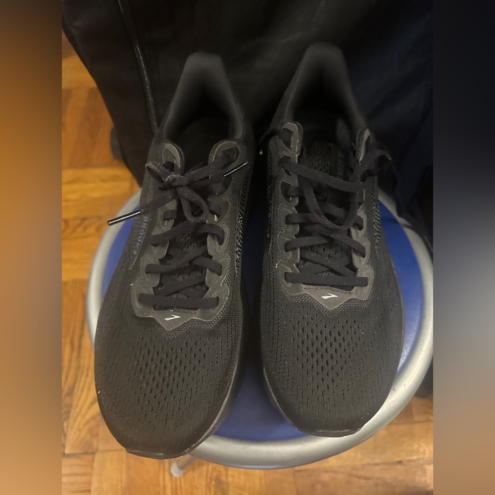 Brooks Ghost 17 Road Running Shoes